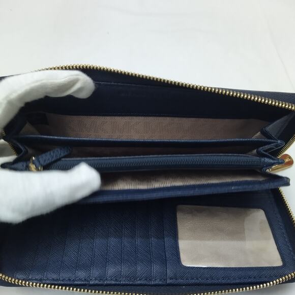 Michael Kors Blue Leather Zip Around Credit Card ID Window Wallet - Picture 10 of 16